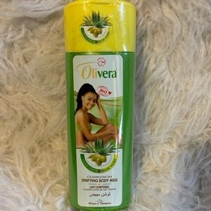 Yellow and Green Complexion Unifying Body Milk